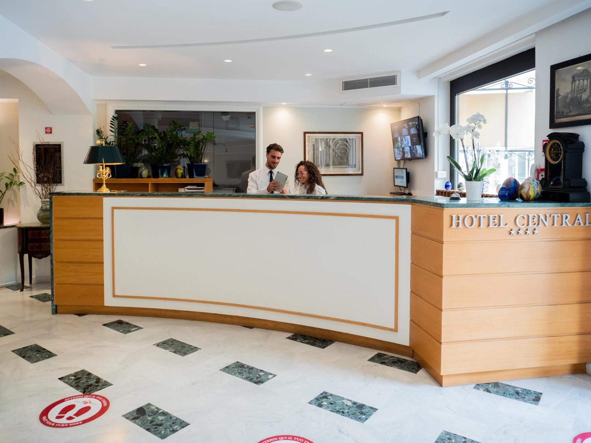 Hotel Central Wellness Sorrento Eksteriør bilde